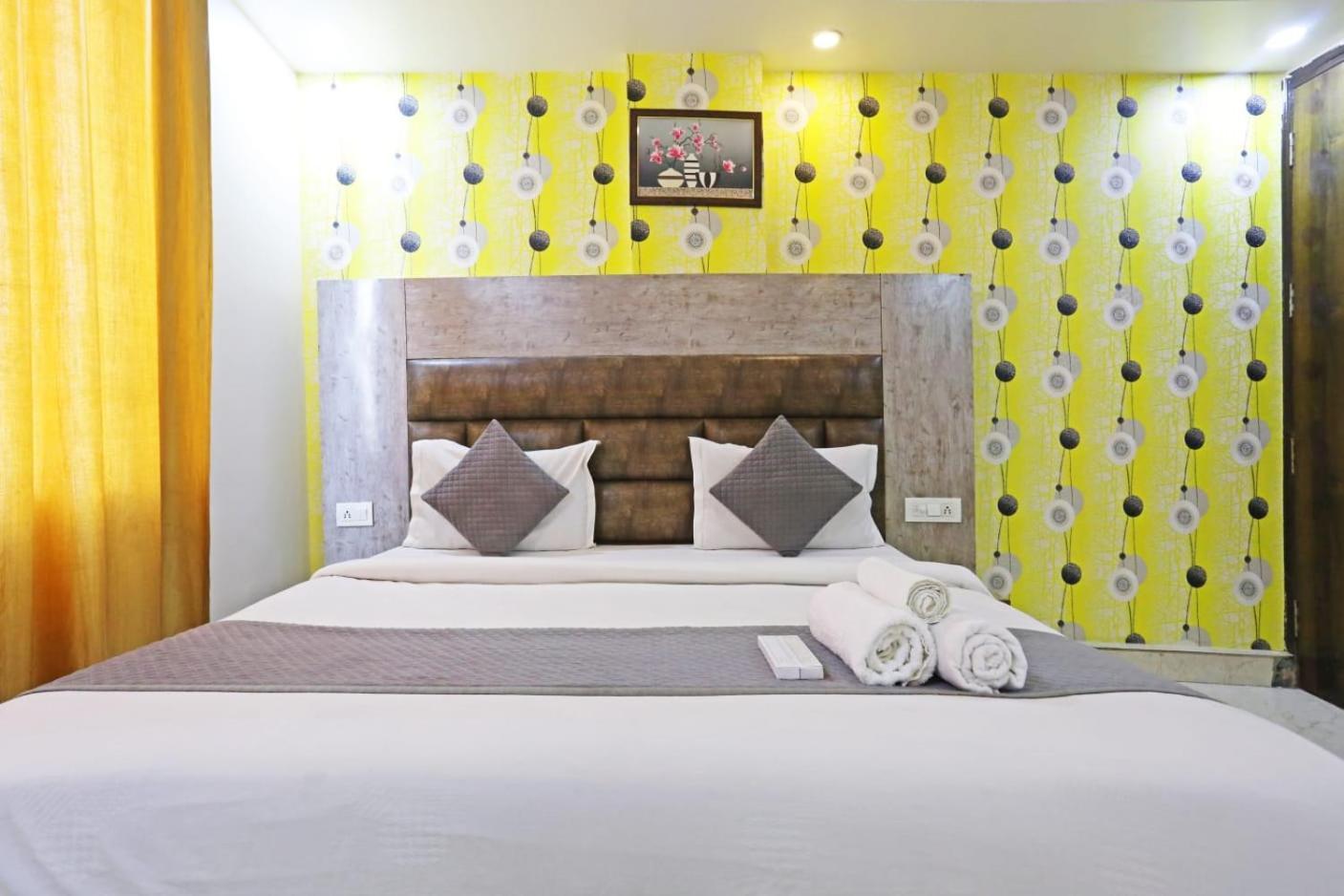 Hotel Broadway Near Delhi Airport 뉴델리 외부 사진