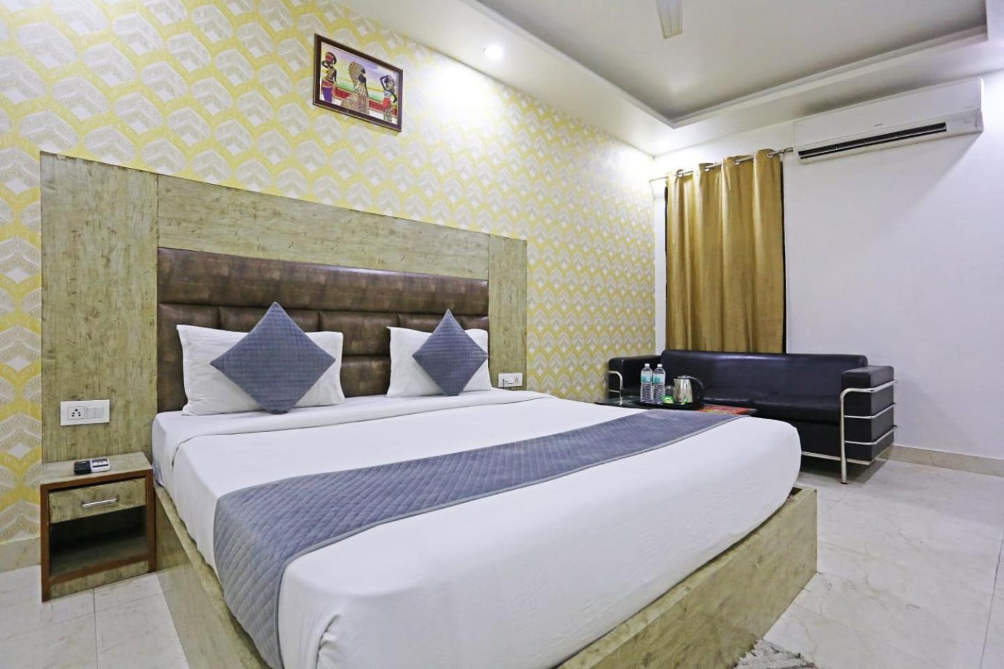 Hotel Broadway Near Delhi Airport 뉴델리 외부 사진
