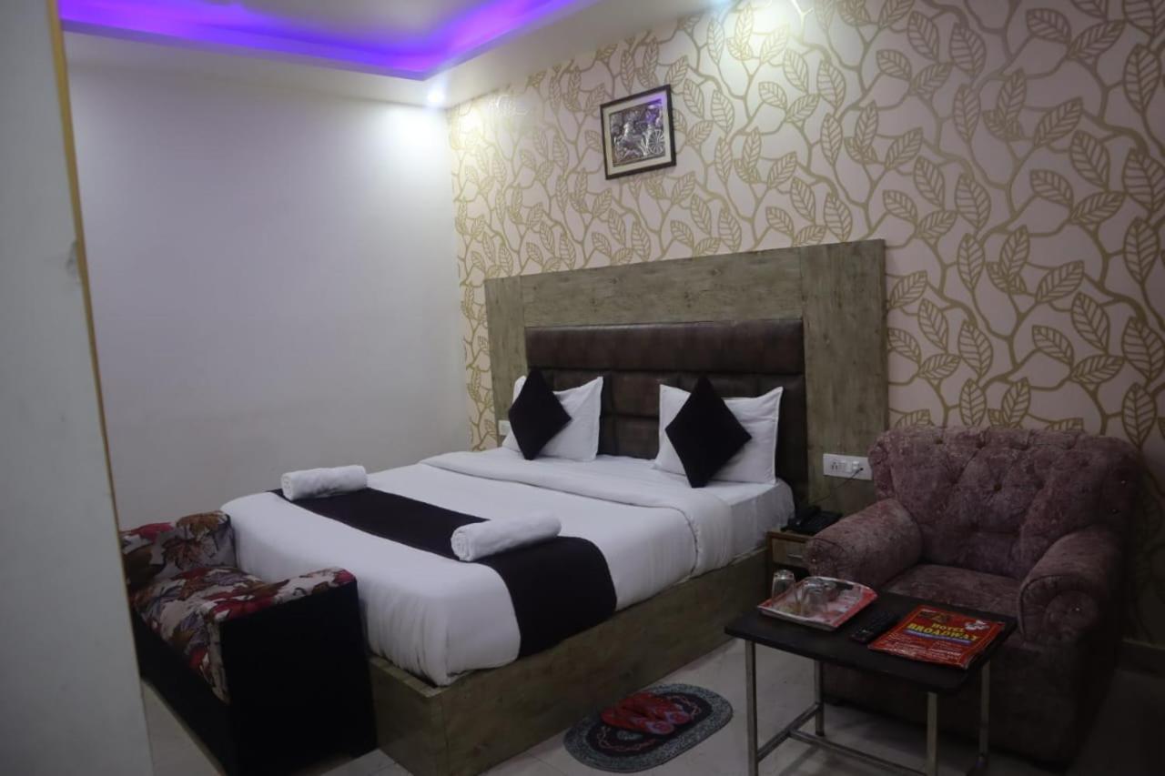 Hotel Broadway Near Delhi Airport 뉴델리 외부 사진