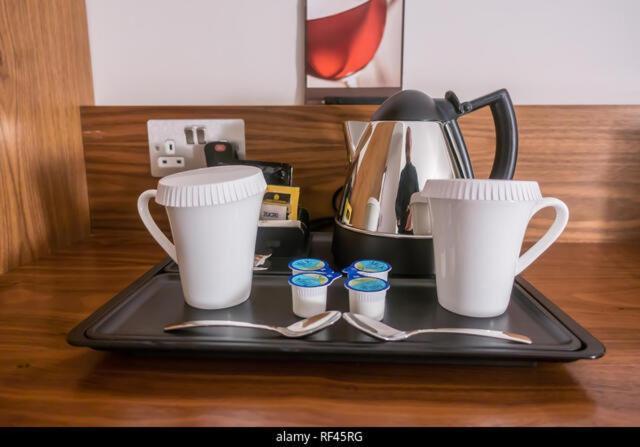 Hotel Broadway Near Delhi Airport 뉴델리 외부 사진